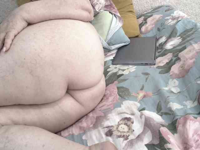 Ksenia-Cat444 webcam