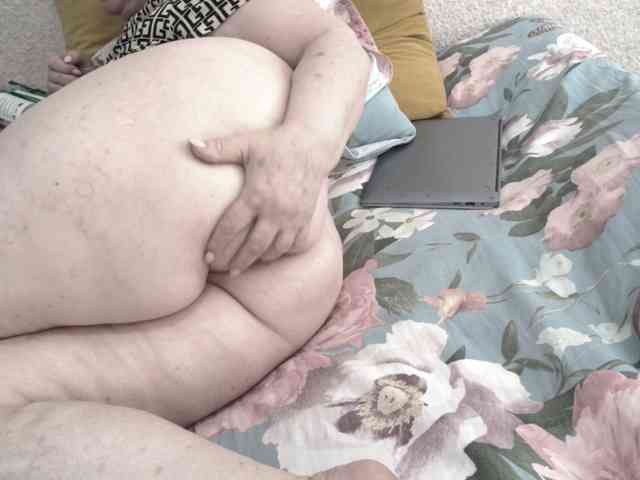 Ksenia-Cat444 webcam