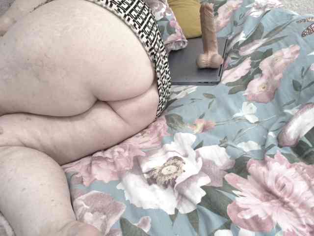 Ksenia-Cat444 webcam