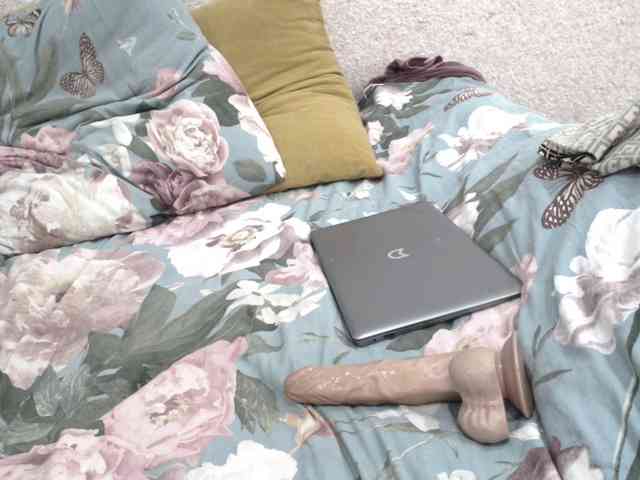 Ksenia-Cat444 webcam