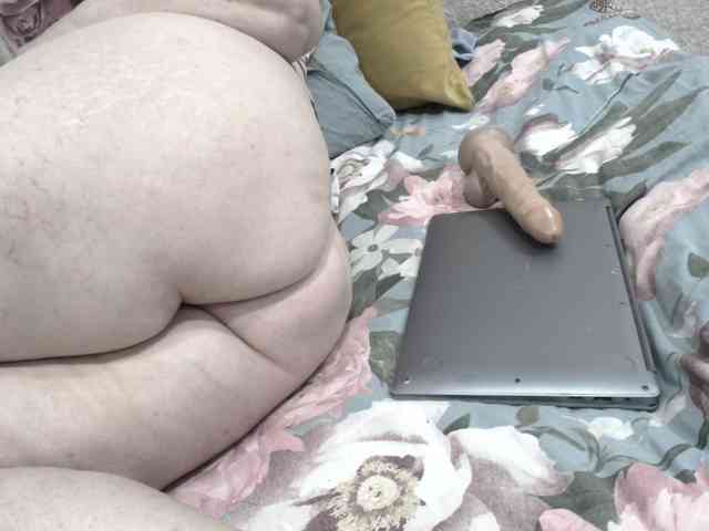 Ksenia-Cat444 webcam