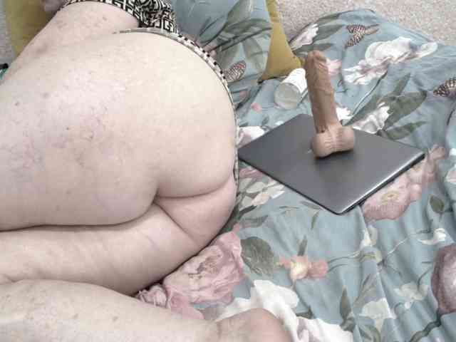 Ksenia-Cat444 webcam