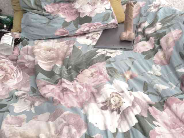 Ksenia-Cat444 webcam