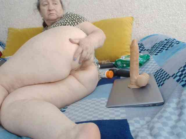 Ksenia-Cat444 Live Webcam on BongaCams