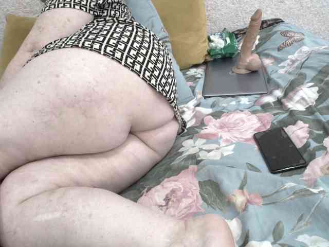 Ksenia-Cat444 webcam