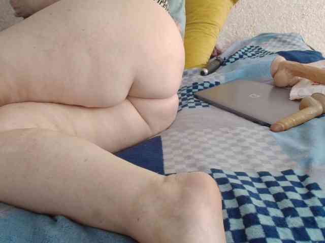 Ksenia-Cat444 webcam