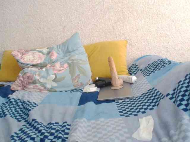 Ksenia-Cat444 webcam