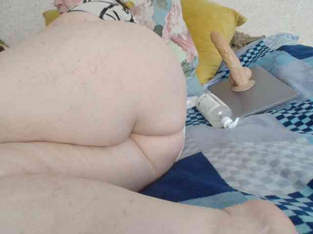 Ksenia-Cat444 webcam