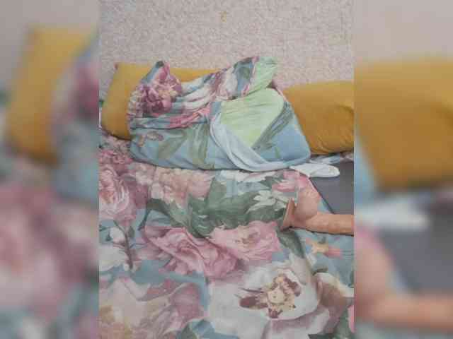 Ksenia-Cat444 webcam