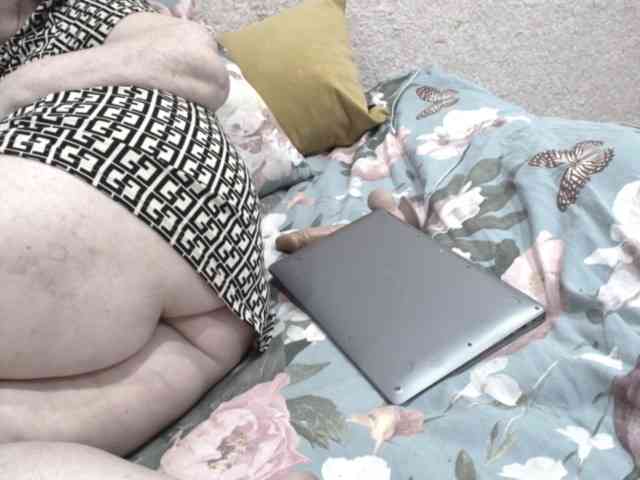 Ksenia-Cat444 webcam