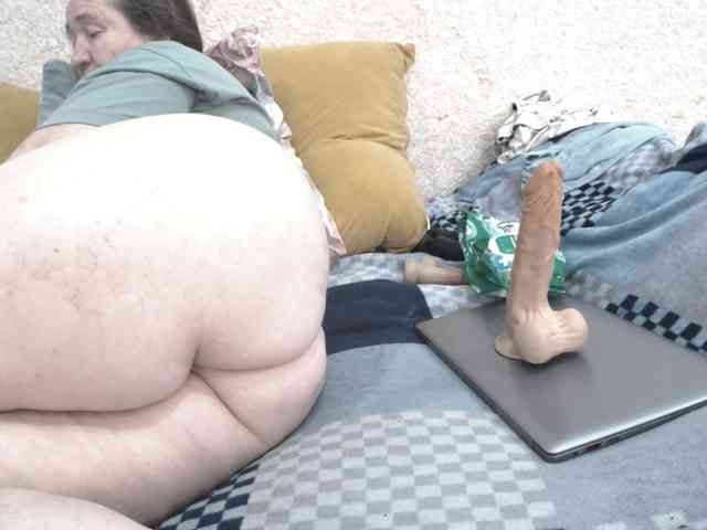 Ksenia-Cat444 webcam