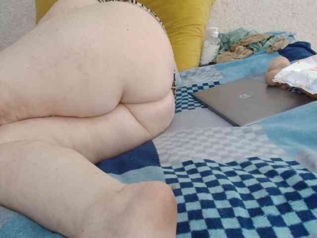 Ksenia-Cat444 webcam
