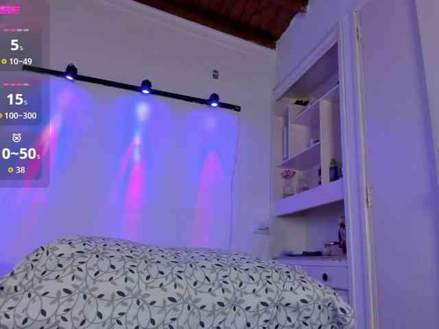 alessa-wells webcam