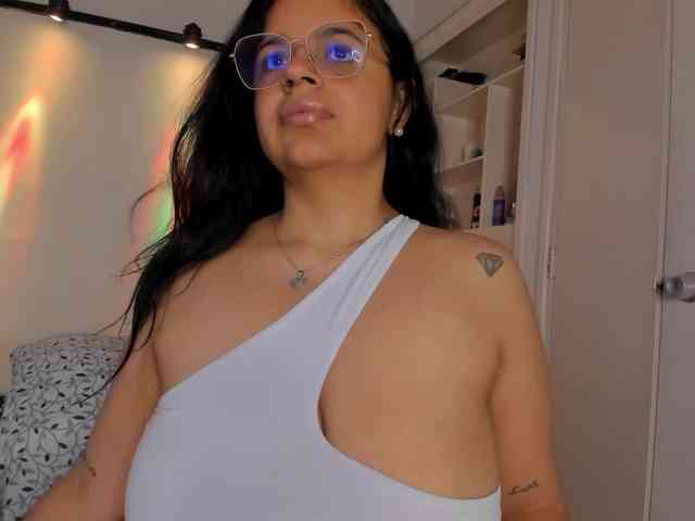 alessa-wells webcam