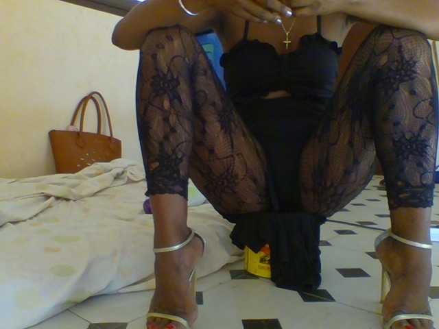 Judiah live webcam show
