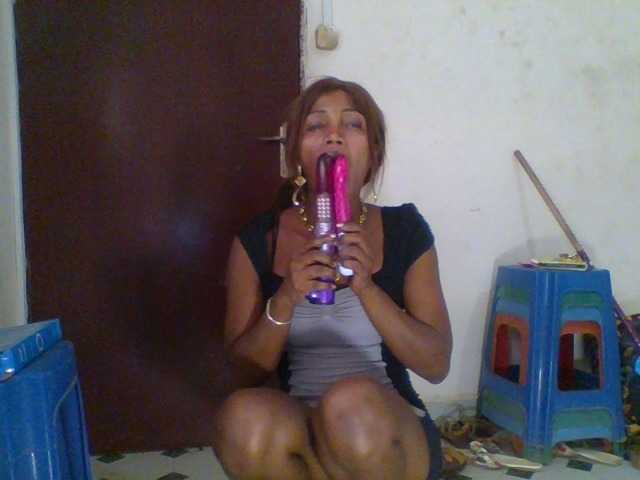 Judiah live cam on BongaCams
