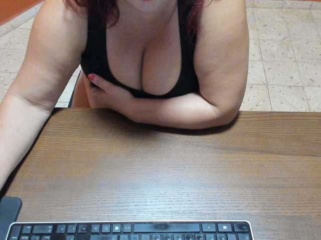 NikkiHollandxxx live cam preview