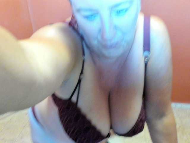 NikkiHollandxxx