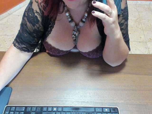NikkiHollandxxx live cam on BongaCams