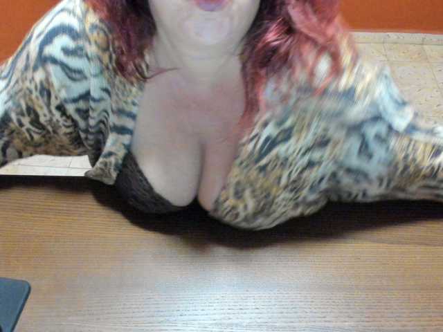 NikkiHollandxxx