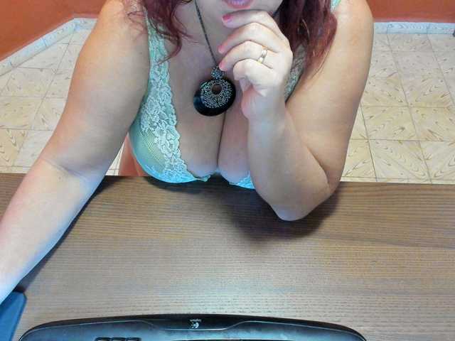 NikkiHollandxxx live cam on BongaCams