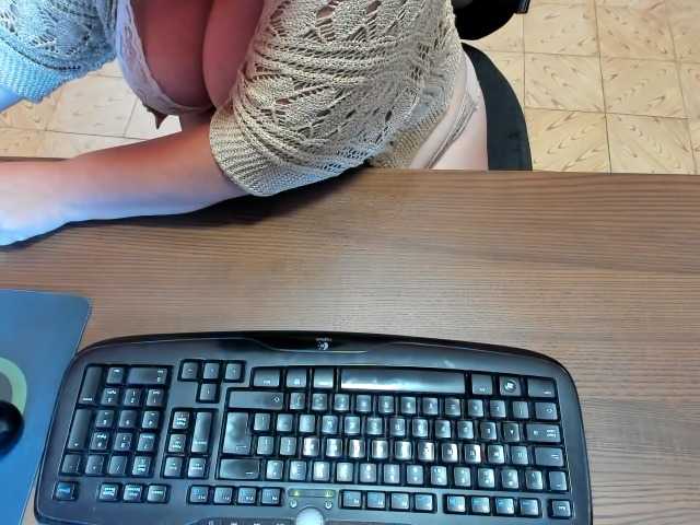 NikkiHollandxxx live cam on BongaCams