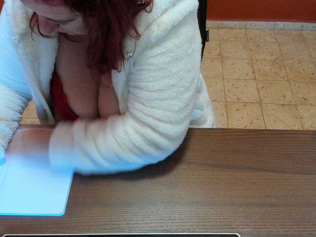 NikkiHollandxxx live cam preview