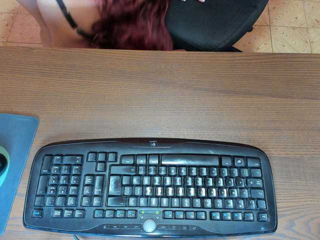 NikkiHollandxxx live cam on BongaCams