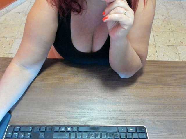 NikkiHollandxxx live cam preview