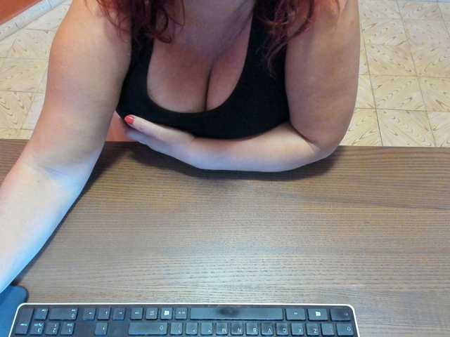 NikkiHollandxxx live cam preview
