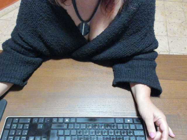 NikkiHollandxxx live cam on BongaCams