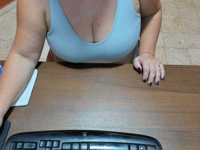 NikkiHollandxxx live cam on BongaCams