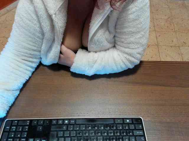 NikkiHollandxxx