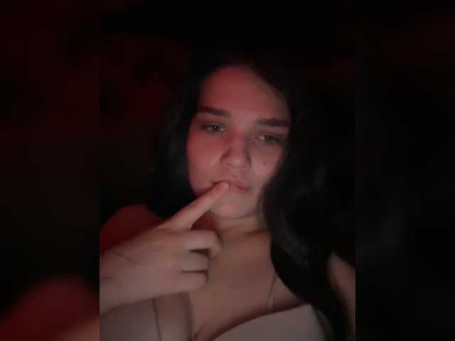 Mishaweet live cam on BongaCams