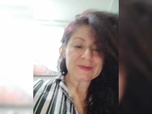 LINALUNERA1 live cam on BongaCams