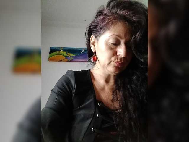 LINALUNERA1 live webcam show