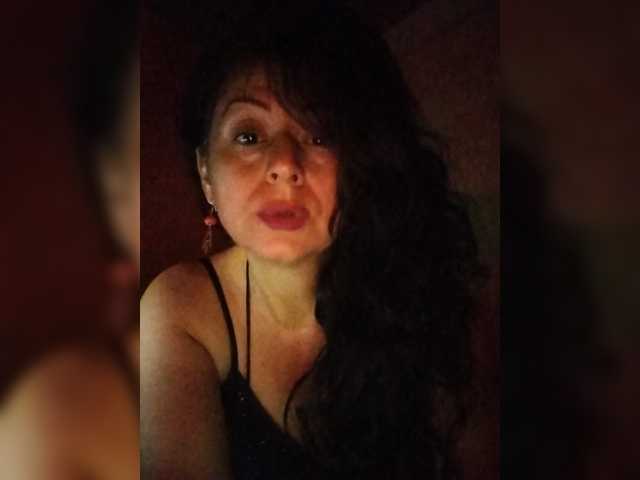 LINALUNERA1 live cam on BongaCams