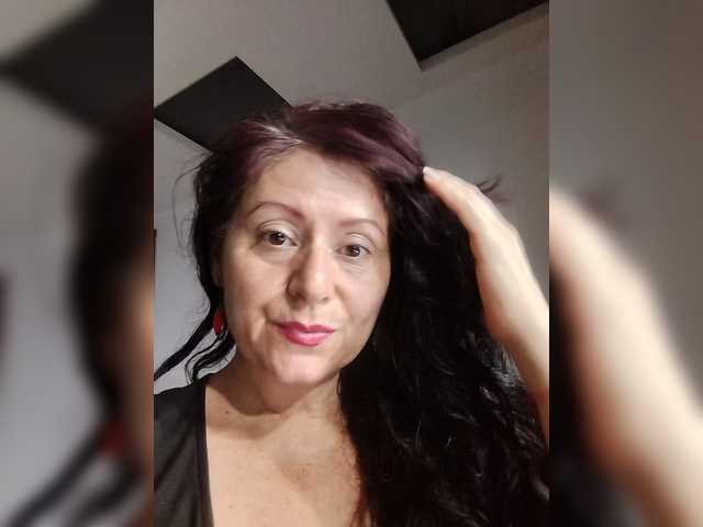 LINALUNERA1 live webcam show