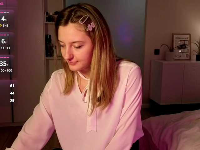 TaraGanie live cam on BongaCams
