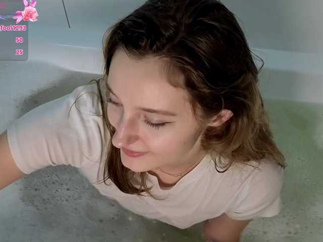 TaraGanie live cam on BongaCams