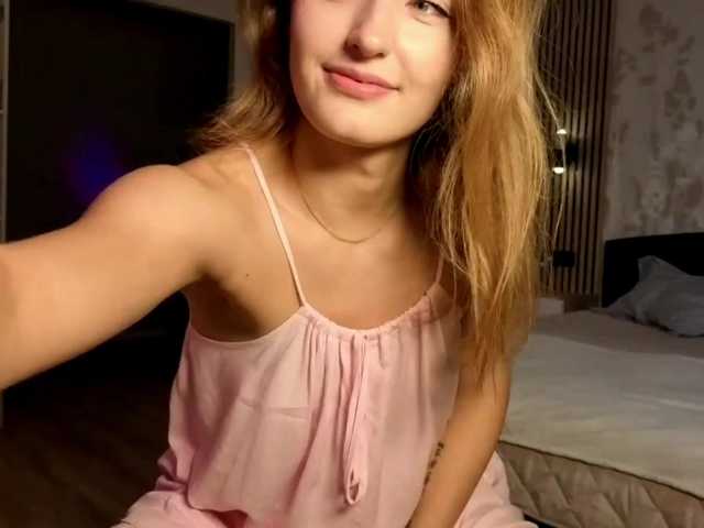 TaraGanie live cam on BongaCams