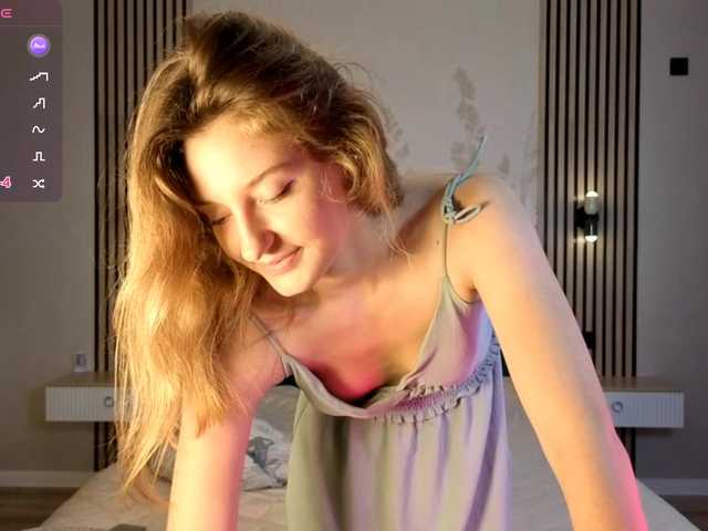 TaraGanie live cam on BongaCams