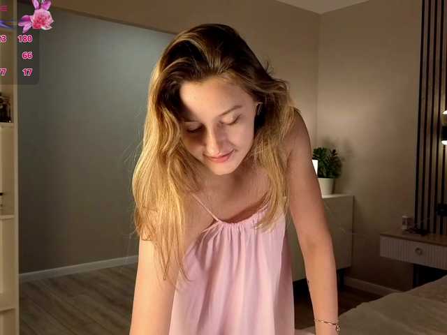TaraGanie live cam on BongaCams
