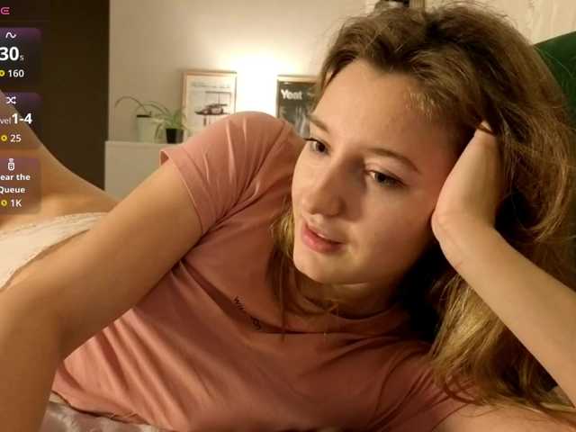 TaraGanie live cam on BongaCams