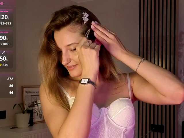 TaraGanie live cam on BongaCams