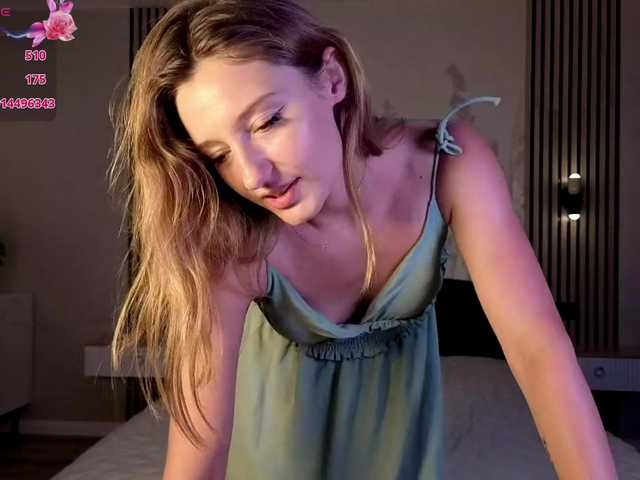 TaraGanie live cam on BongaCams