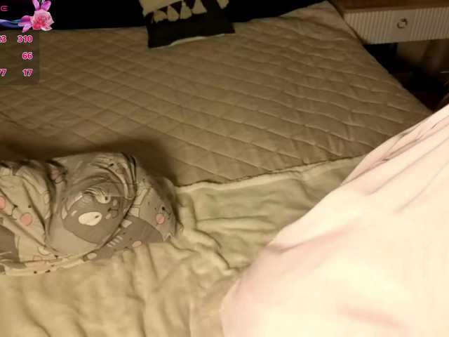 TaraGanie live cam on BongaCams