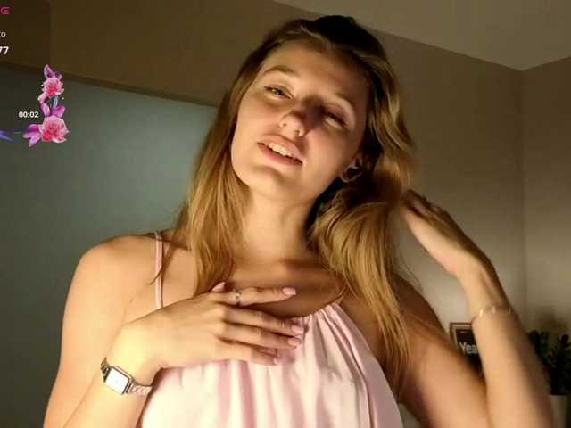 TaraGanie live cam on BongaCams