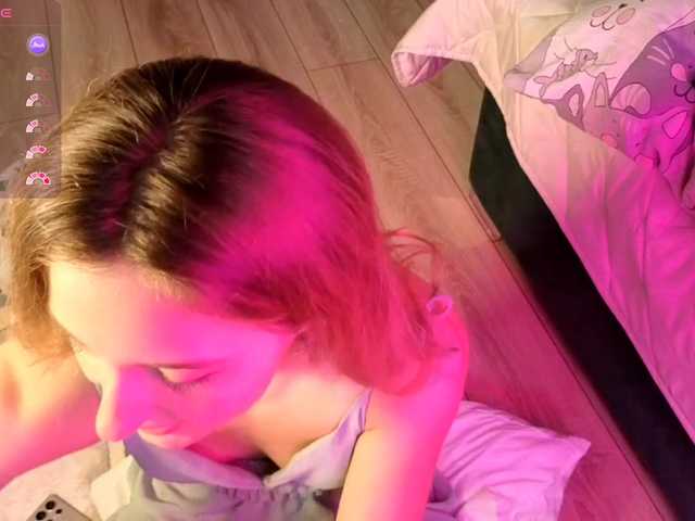 TaraGanie live cam on BongaCams