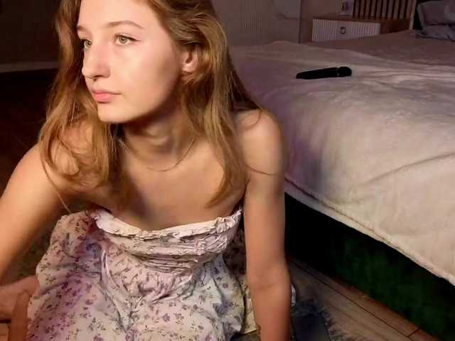 TaraGanie live cam on BongaCams